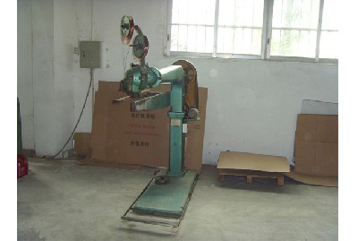 纸箱成型机械设备1400钉箱机